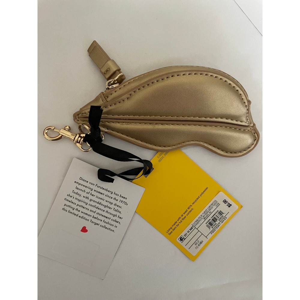 Diane von Furstenberg for Target Gold Lip Coin Purse Bag Charm NWT Ltd Ed. #633 - Picture 3 of 3